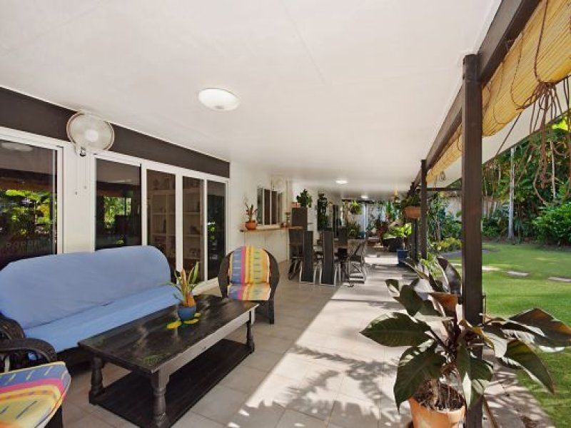 27 Jabeva Close, Miallo QLD 4873