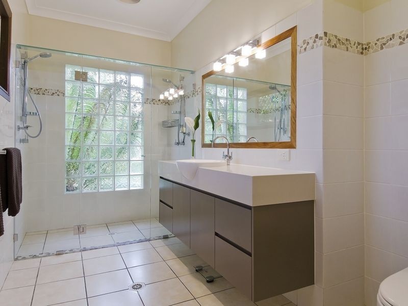 8 Barka Close, Wonga QLD 4873