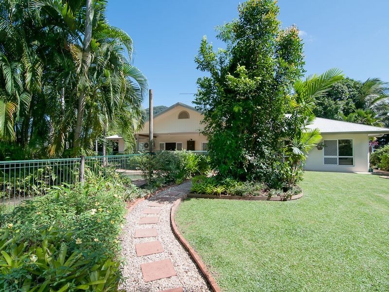 8 Barka Close, Wonga QLD 4873