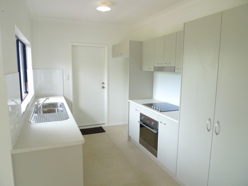 41 Mossman Street, Mossman QLD 4873