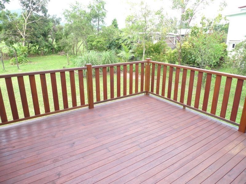 41 Mossman Street, Mossman QLD 4873