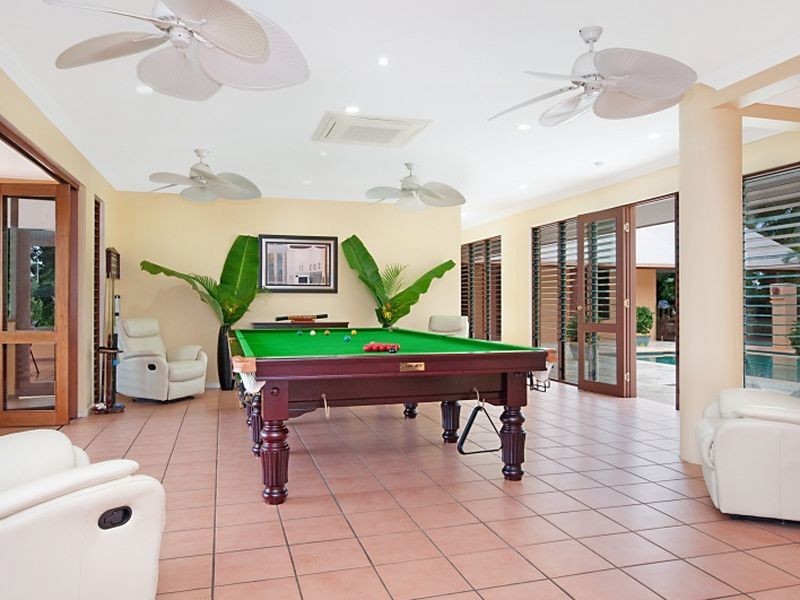 105 St Crispins Avenue, Port Douglas QLD 4877