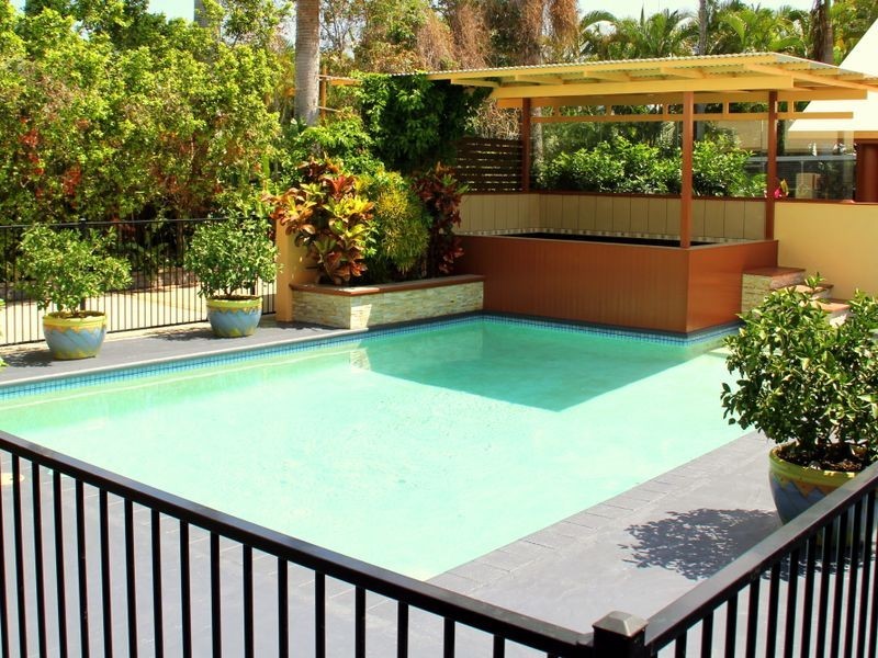 105 St Crispins Avenue, Port Douglas QLD 4877