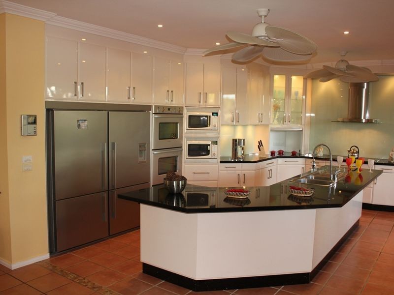 105 St Crispins Avenue, Port Douglas QLD 4877