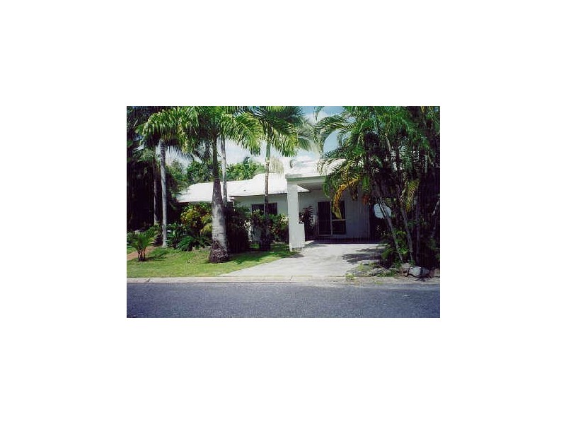 16 Ribbon Avenue, Port Douglas QLD 4877