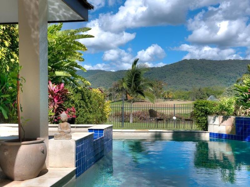 Villa 3/11-17 St Crispins Avenue Thorntons, Port Douglas QLD 4877