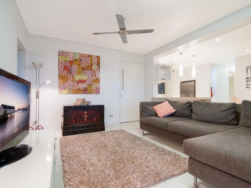 1/4 Island Point Road, Port Douglas QLD 4877