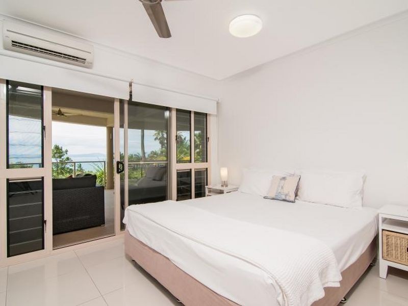 1/4 Island Point Road, Port Douglas QLD 4877