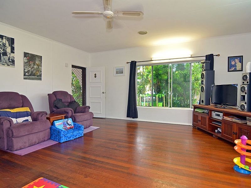 8 Andrews Street, Newell QLD 4873