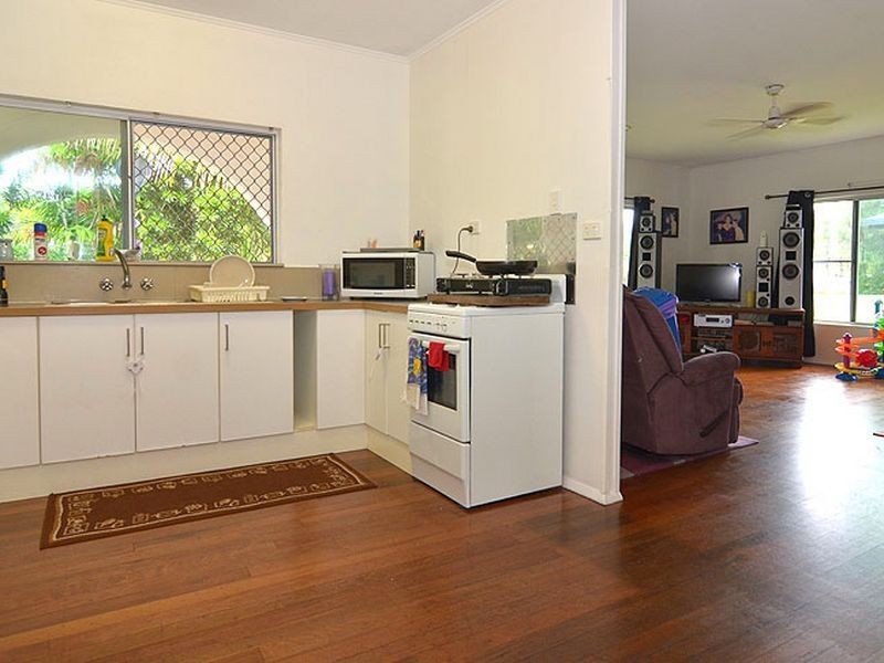 8 Andrews Street, Newell QLD 4873