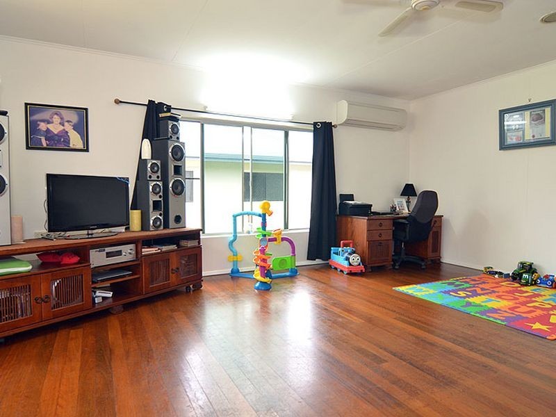 8 Andrews Street, Newell QLD 4873