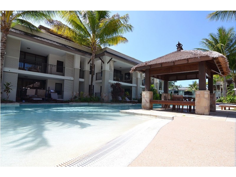 101 & 102 Sea Temple/22 Mitre Street, Port Douglas QLD 4877