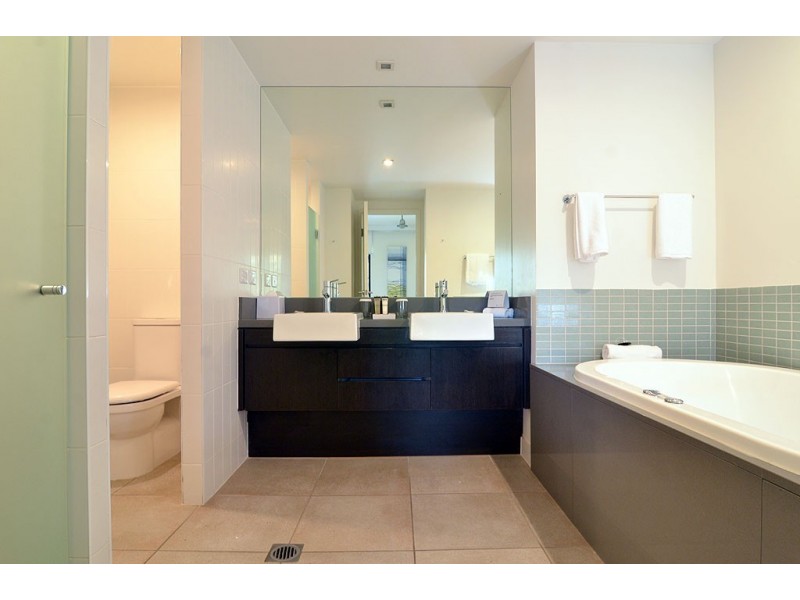 101 & 102 Sea Temple/22 Mitre Street, Port Douglas QLD 4877