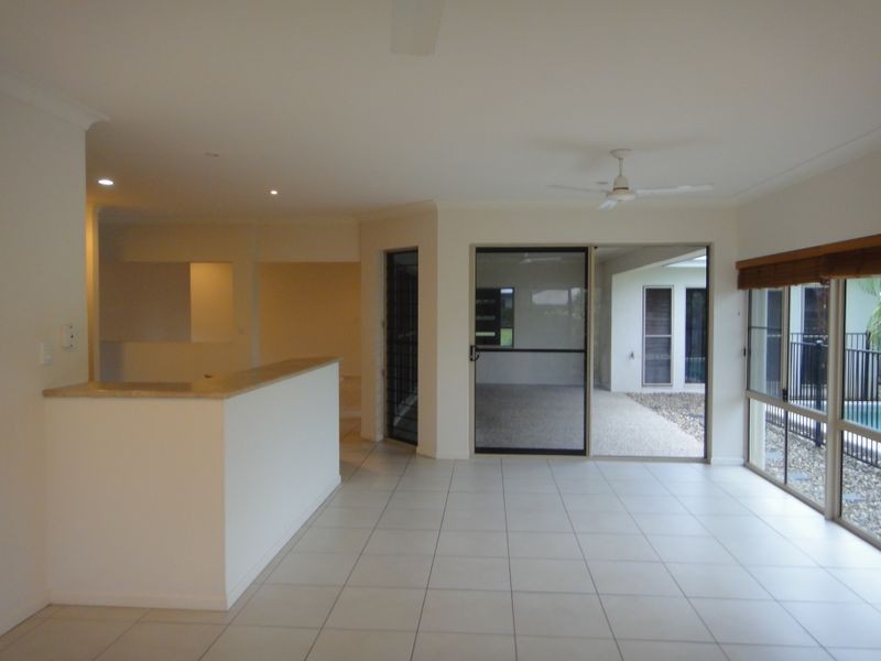 15 Shearwater Street, Port Douglas QLD 4877