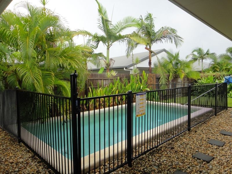 15 Shearwater Street, Port Douglas QLD 4877