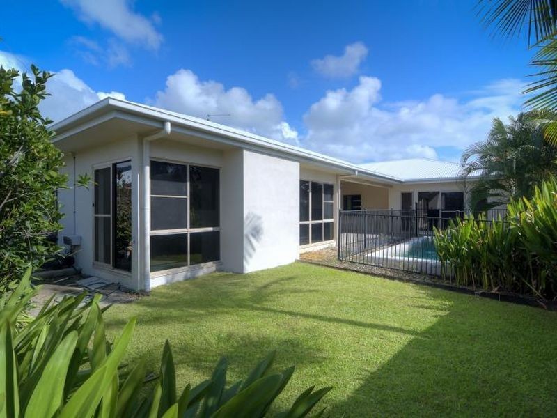15 Shearwater Street, Port Douglas QLD 4877