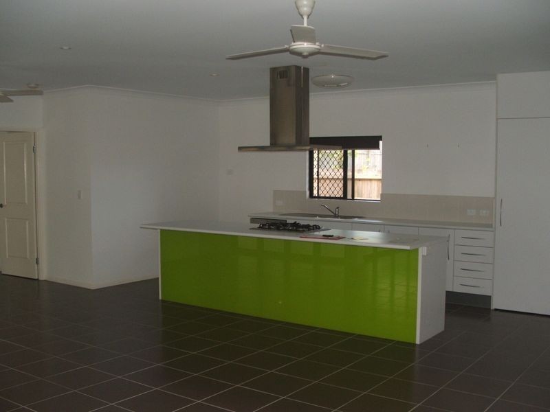 17 Sanderling Close, Port Douglas QLD 4877