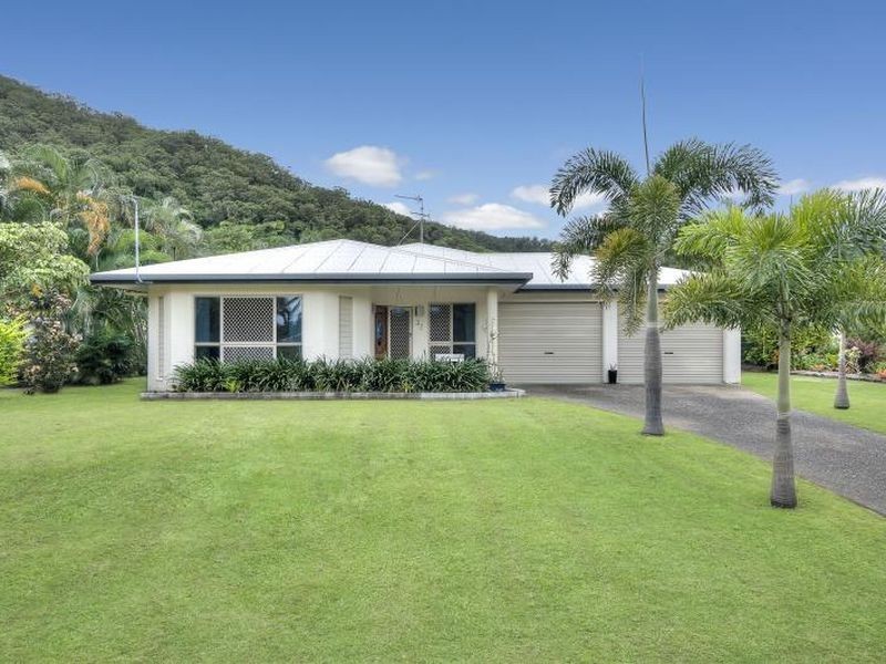 32 Yarun Close, Wonga QLD 4873