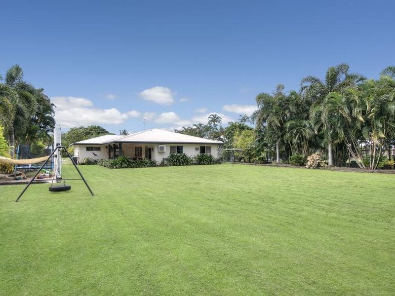 32 Yarun Close, Wonga QLD 4873