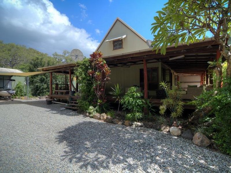 7 Hartley St, Port Douglas QLD 4877
