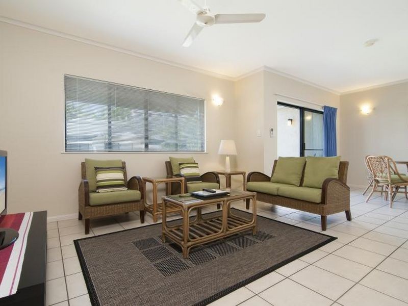 32 Bay Villas/51 Davidson Street, Port Douglas QLD 4877