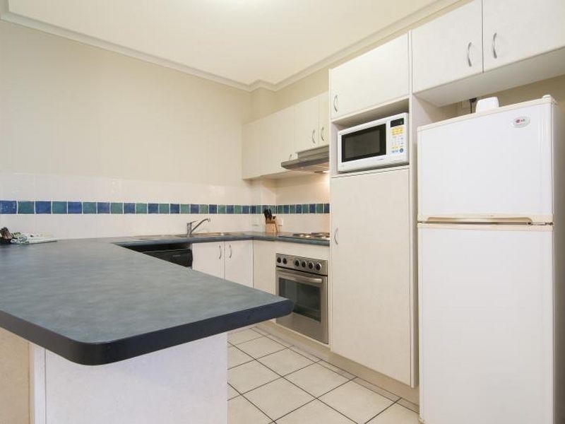 32 Bay Villas/51 Davidson Street, Port Douglas QLD 4877