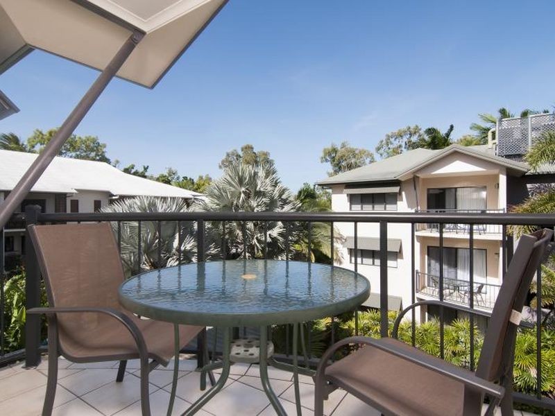 32 Bay Villas/51 Davidson Street, Port Douglas QLD 4877