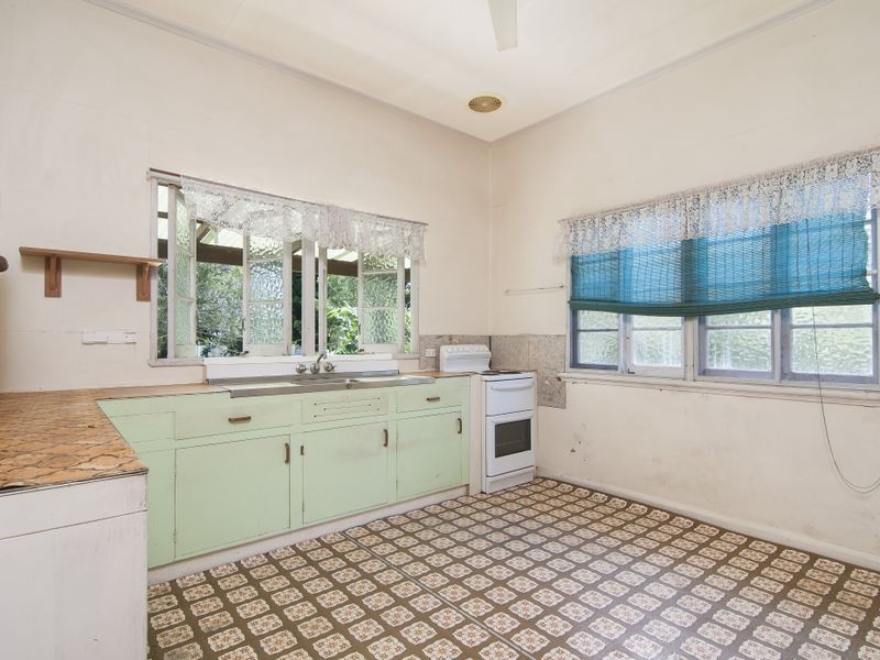 13 Jack Street, Mossman QLD 4873