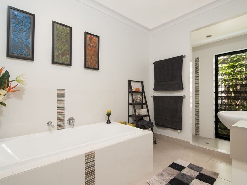 33 Brolga Street, Port Douglas QLD 4877