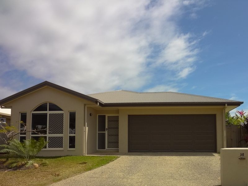 38 Shearwater Street, Port Douglas QLD 4877