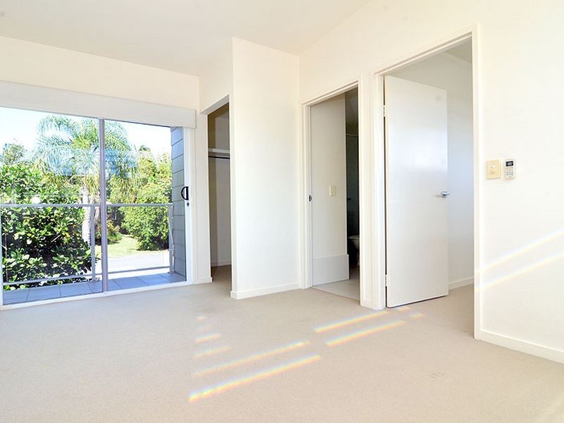14/4-8 Morning Close Oasis Apartments, Port Douglas QLD 4877