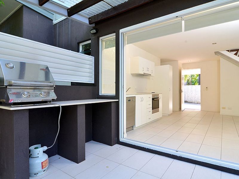 14/4-8 Morning Close Oasis Apartments, Port Douglas QLD 4877