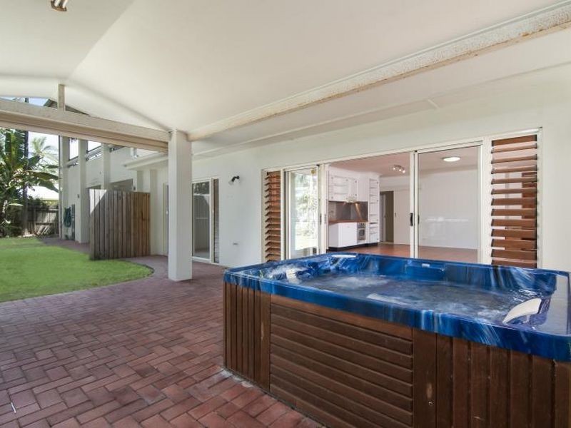 16 Nautilus Street, Port Douglas QLD 4877