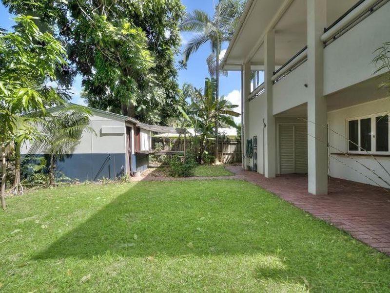 16 Nautilus Street, Port Douglas QLD 4877