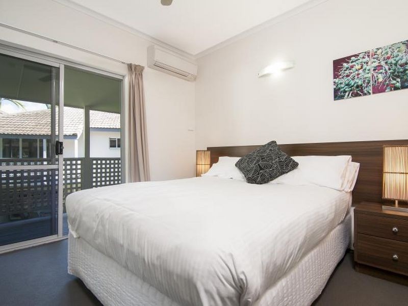 17 Rendezvous Reef Resort, Port Douglas QLD 4877