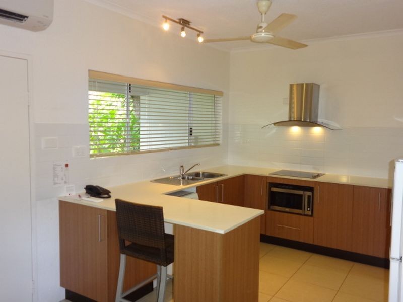 27 Rendezvous Reef Resort, Port Douglas QLD 4877