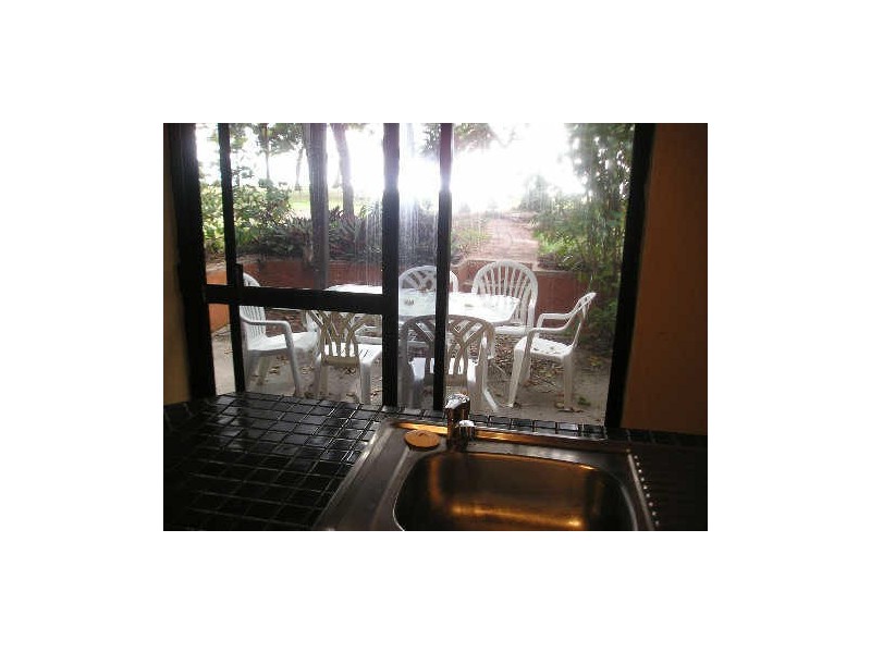 27 OAK BEACH, Oak Beach QLD 4877