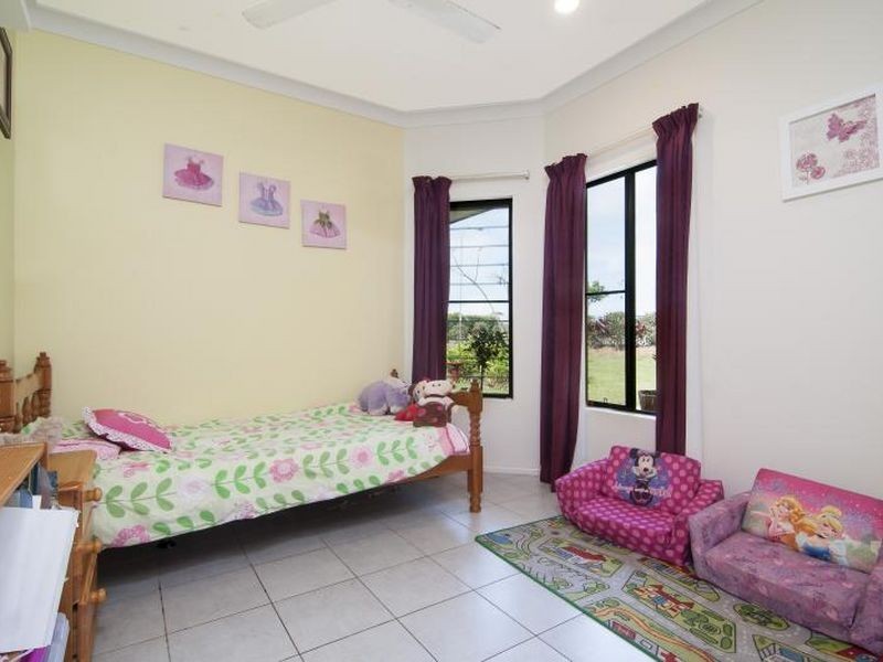 37 Cooya Beach Road, Cooya Beach QLD 4873