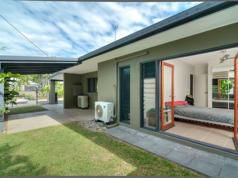 15A Limpet Avenue, Port Douglas QLD 4877