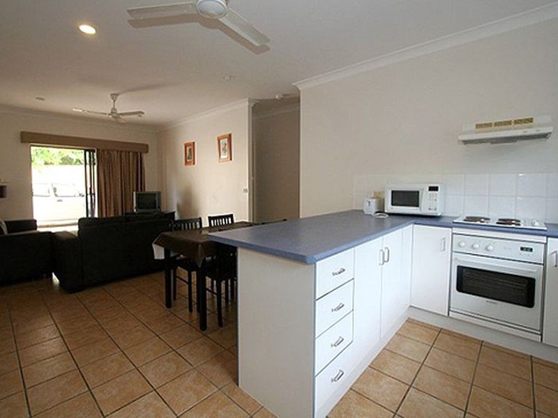 15 Pecten Avenue, Port Douglas QLD 4877