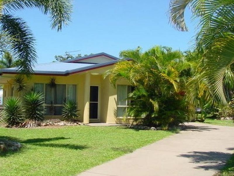 10 Billfish Close, Wonga QLD 4873