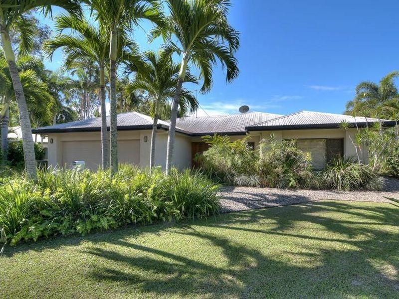 7 Undine Street, Port Douglas QLD 4877
