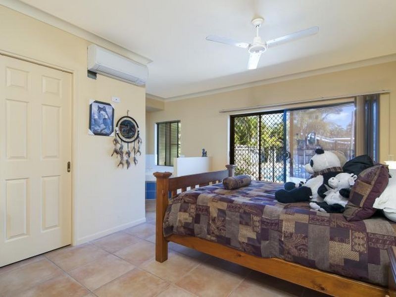 9 Birdwing Street, Port Douglas QLD 4877