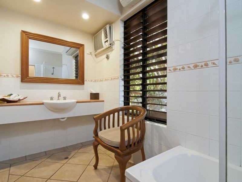 10 Hibiscus Gardens/18 Owens Street, Port Douglas QLD 4877