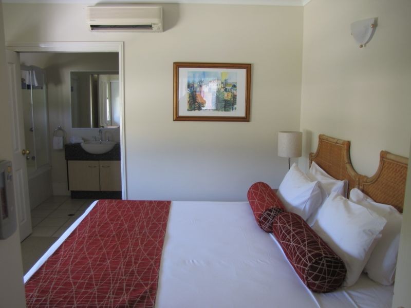 16 Bay Villas/36-38 Mudlo Street, Port Douglas QLD 4877