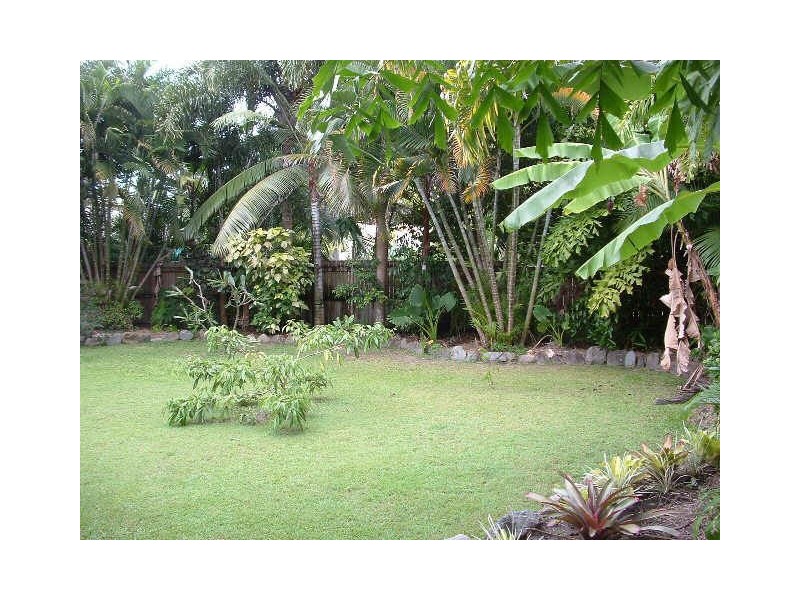 8 Thooler Close, Cooya Beach QLD 4873