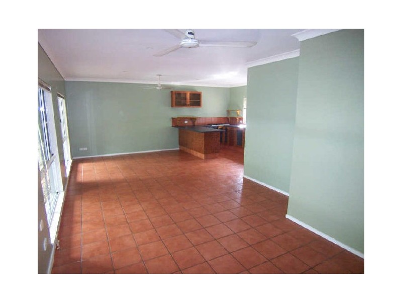 8 Thooler Close, Cooya Beach QLD 4873