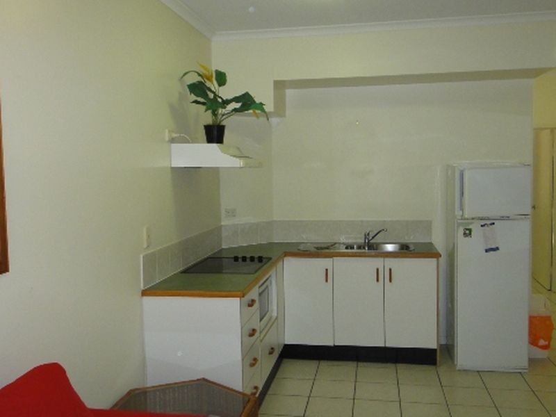 9/1 Capt Cook Hwy, Plantation Reso, Port Douglas QLD 4877