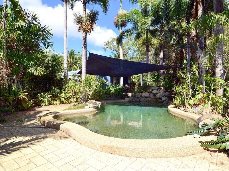 14 Toll Gate Road Oak Beach, Port Douglas QLD 4877