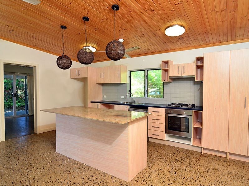 14 Toll Gate Road Oak Beach, Port Douglas QLD 4877